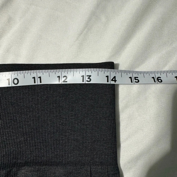 Lululemon Ebb to Street Cropped 21” leggings Dark Grey Yoga  Size 8 - Picture 12 of 12